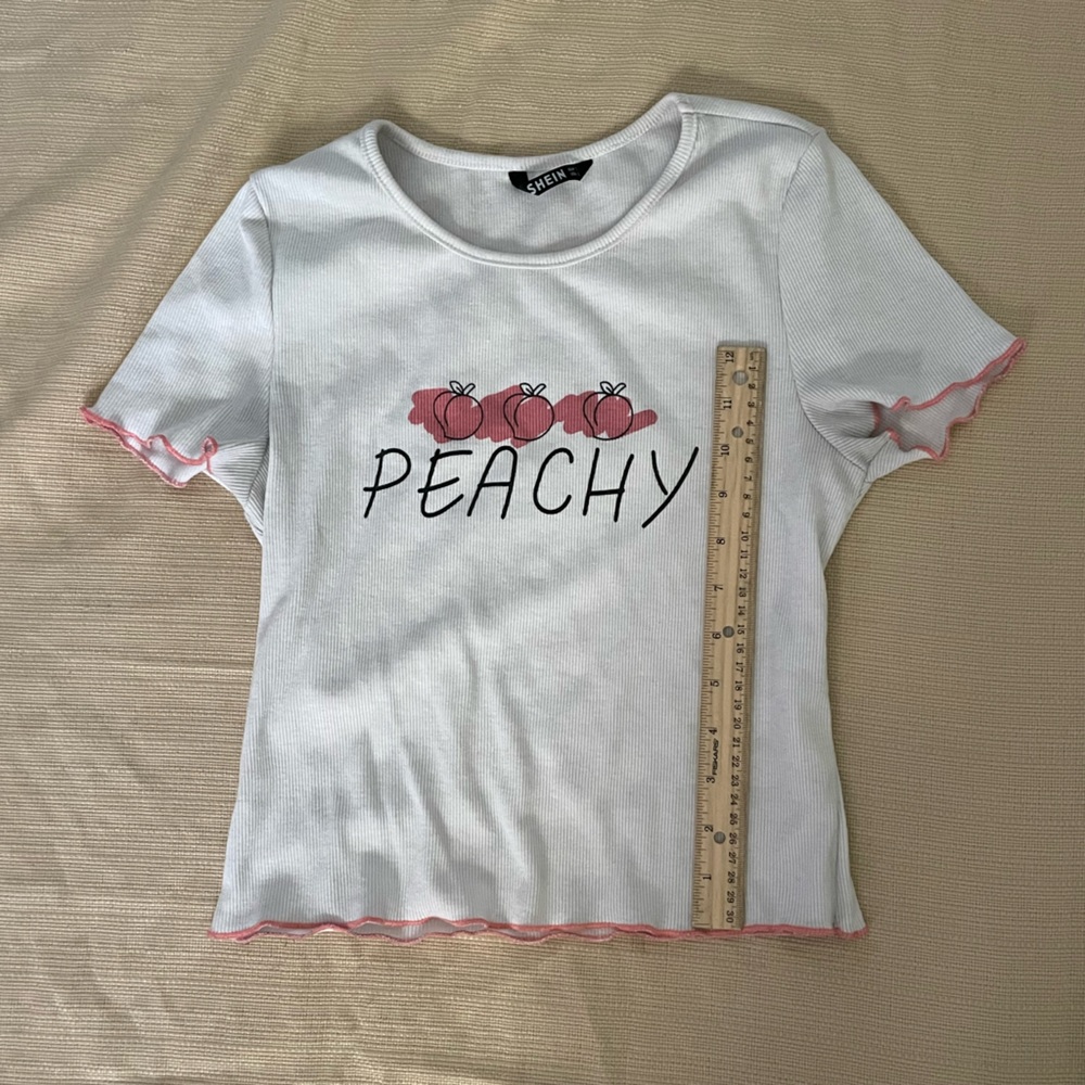 Kids shein shirt in the size L! Good condition.